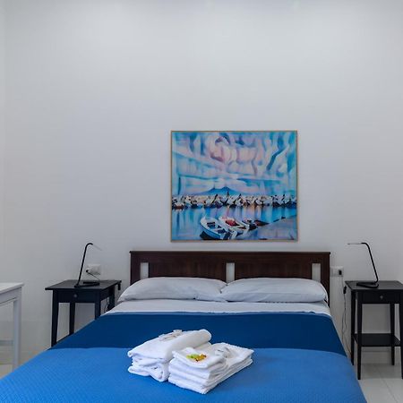 Il Vicoletto Del Castello Hotel Napoli Bagian luar foto