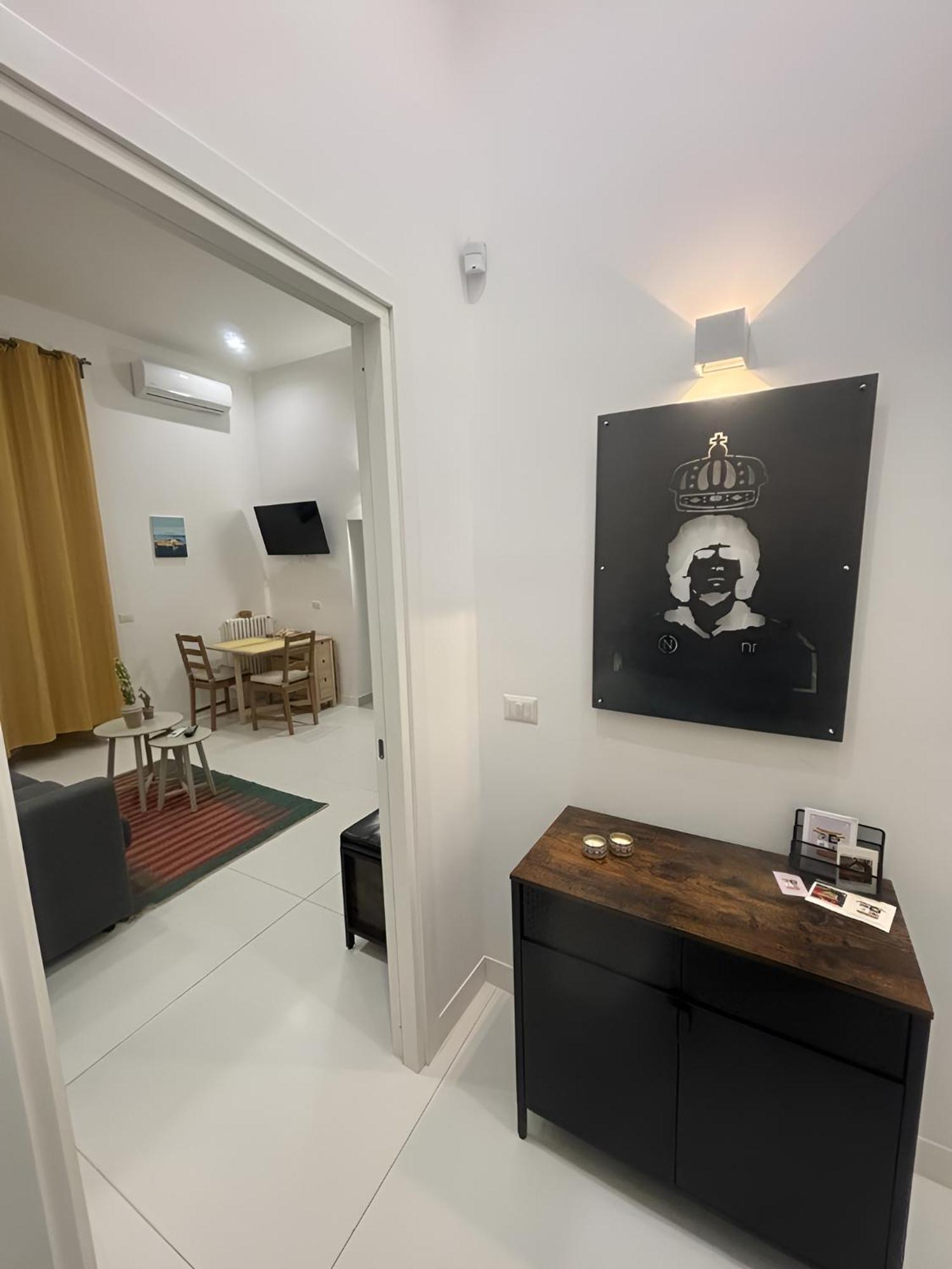 Il Vicoletto Del Castello Hotel Napoli Bagian luar foto
