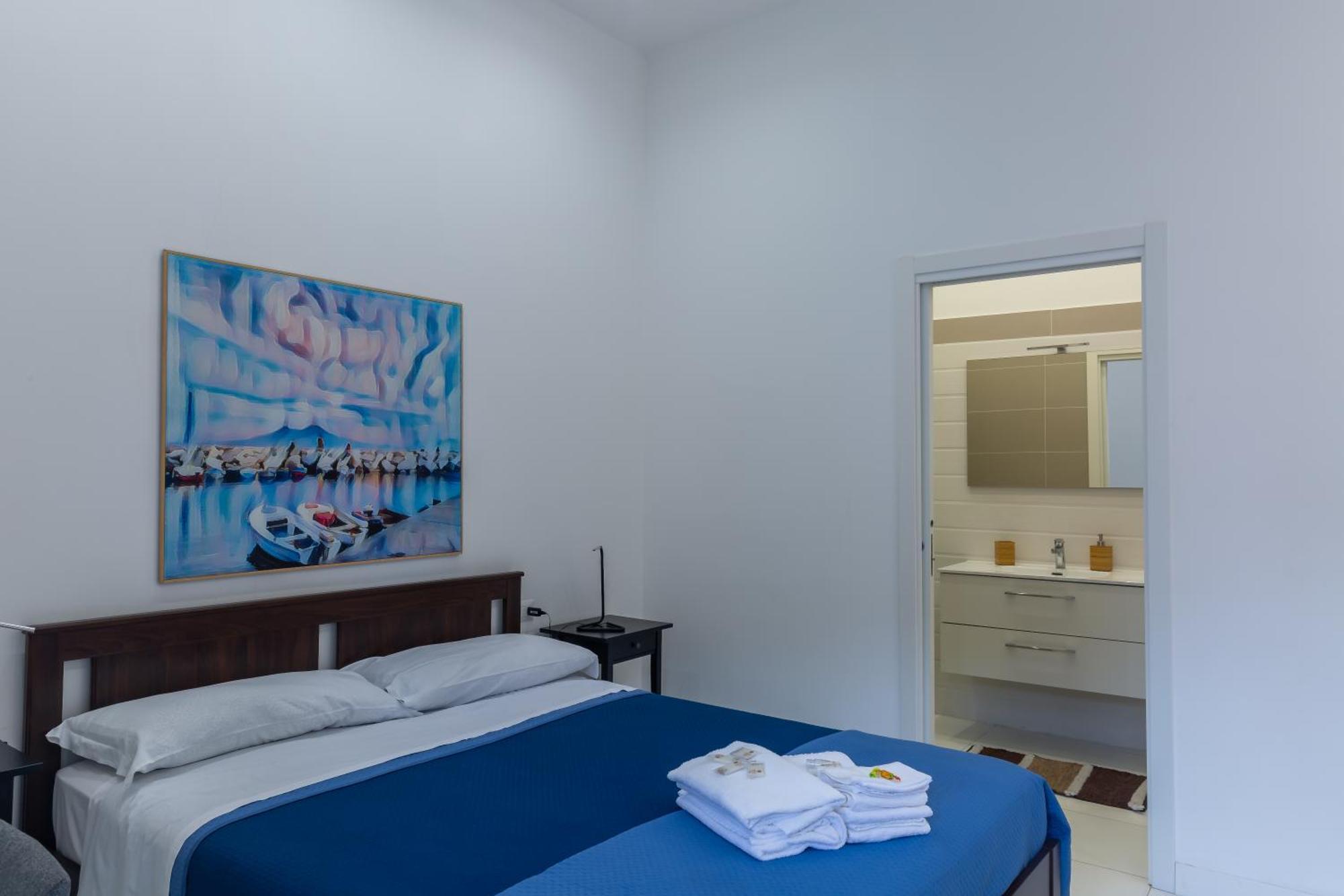 Il Vicoletto Del Castello Hotel Napoli Bagian luar foto