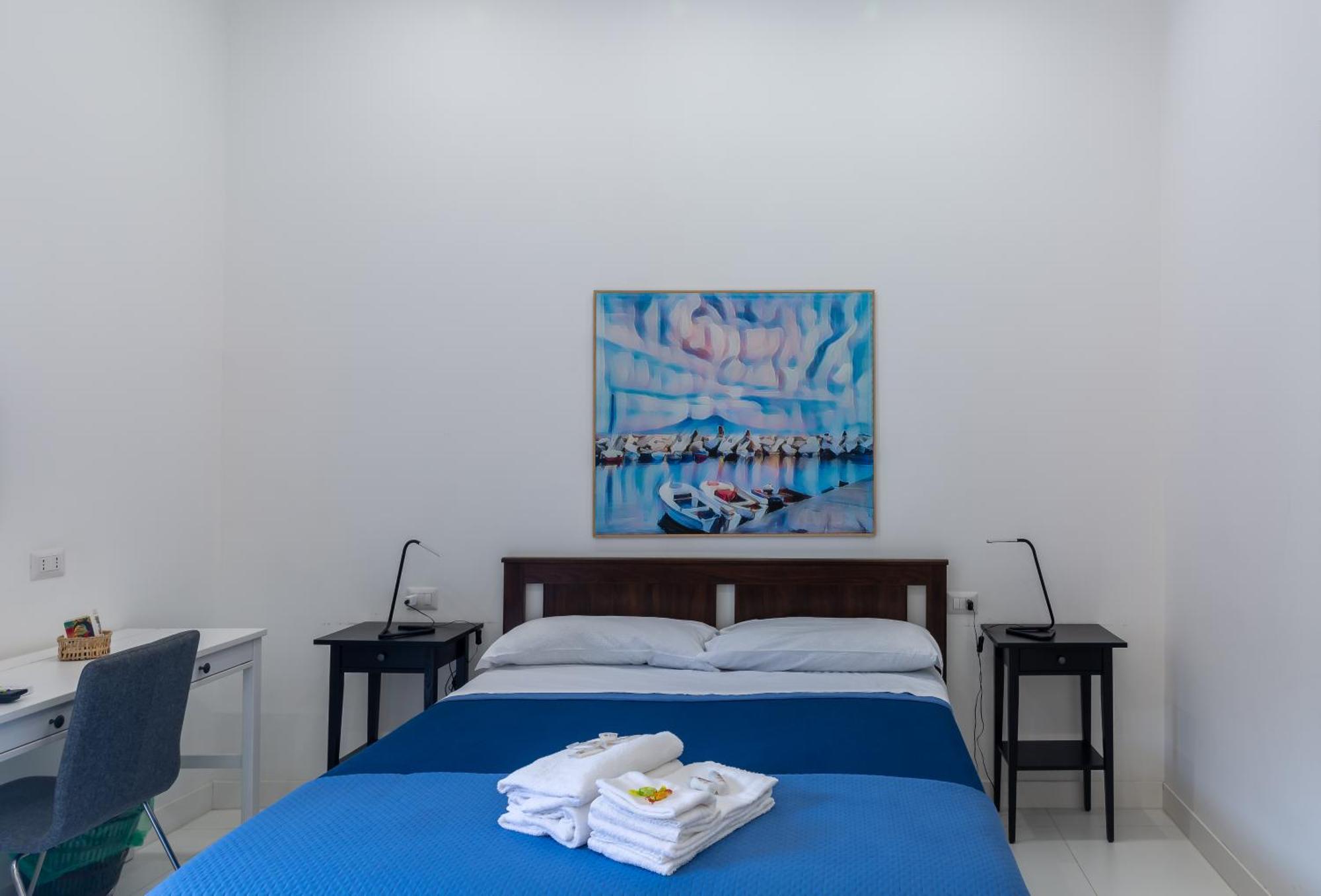 Il Vicoletto Del Castello Hotel Napoli Bagian luar foto